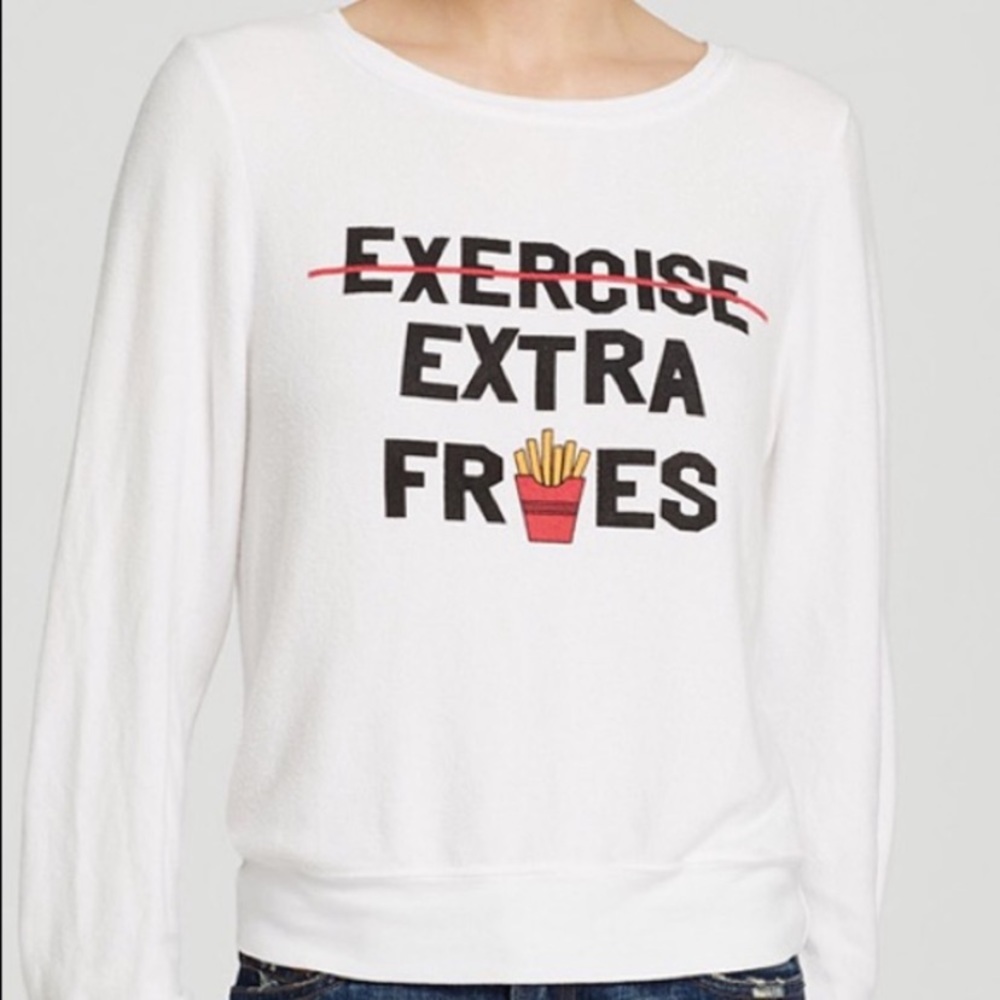 WILDFOX White Pullover Size Small